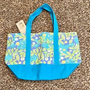 NWT Lilly Pulitzer Canvas Lilly Tote Sweet Blue Crabby Vintage